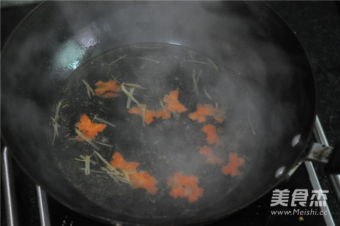 Carrot Knocked Meat Soup recipe