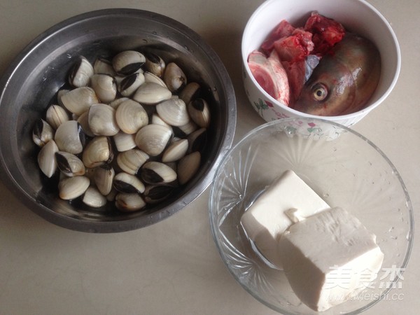 White Shellfish Head Tofu Soup recipe