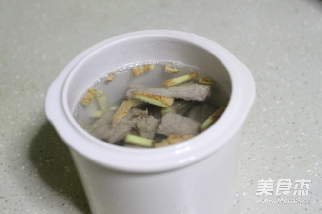 Radish Pork Ribs Soup recipe