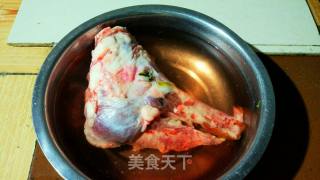 Warm Delicacy Pork Head and Radish Soup (with Dipping Sauce) recipe