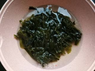 Spicy Wakame Rice Cake Soup recipe