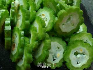 Bitter Gourd with Tempeh recipe