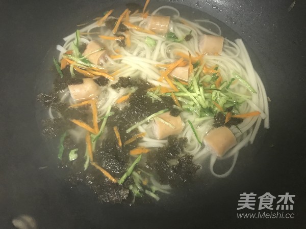 Zhaxin Sausage Noodle Soup recipe