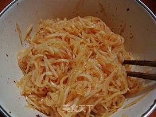 Sour and Spicy Appetizer Cold Dish------【sour and Spicy Carrot Shredded】 recipe