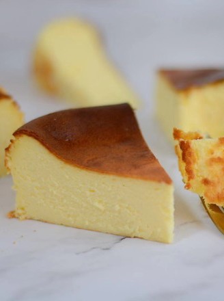 Basque-style Baked Cheesecake recipe