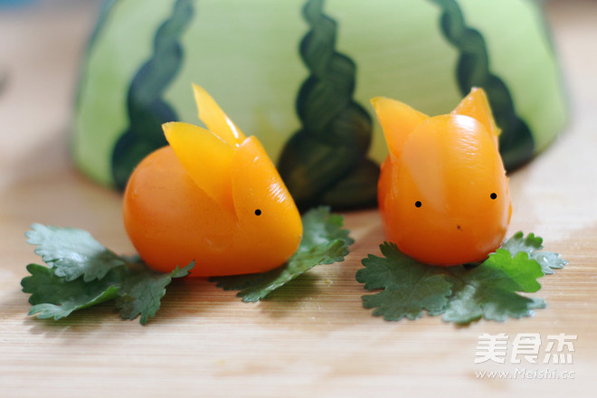 Cherry Tomatoes Become Cute Rabbits recipe