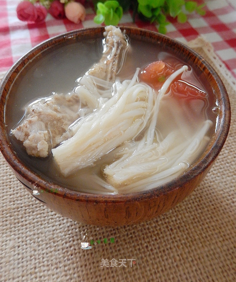 Tomato Golden Needle Bone Soup recipe