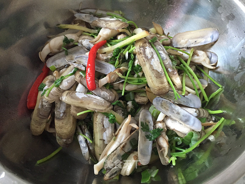 Spicy Fried Razor Clam recipe