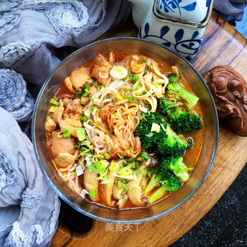 Spicy Mushroom Chicken Nuggets Rice Noodles recipe