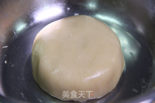 Cantonese-style Moon Cakes recipe