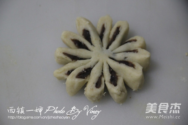 Bean Paste Chrysanthemum Crisp recipe