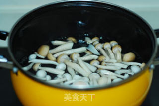 [shuang Mushroom Collection] Perfectly Matched White Jade Mushrooms and Crab-flavored Mushrooms recipe