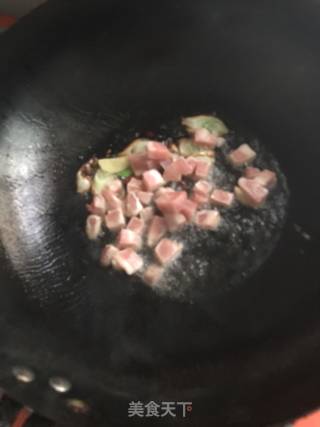 Stir-fried Loofah with Diced Pork recipe