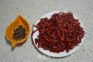 Stir-fried Spicy Chicken recipe