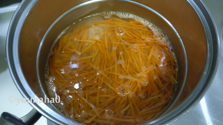 Rice Noodles with Mushroom Sauce recipe