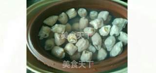 Honey Lotus Seed Small Intestine Soup recipe