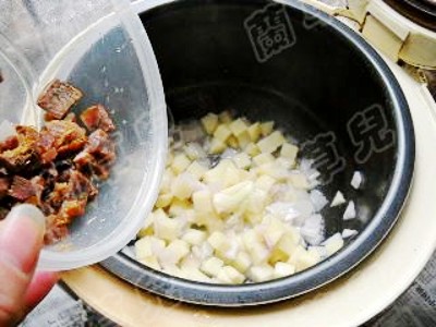 Curry Beef and Potato Braised Rice recipe