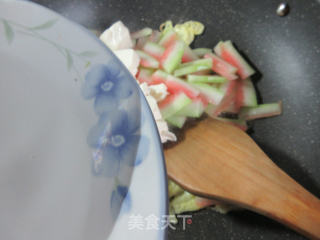 Tofu with Egg and Watermelon Peel recipe