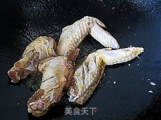 Roasted Chicken Wings with Carrots and Potatoes recipe