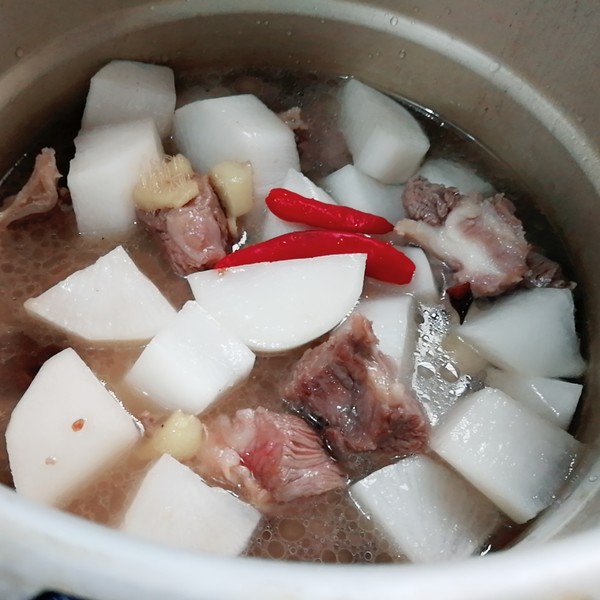 Homemade Sirloin Stewed with Radish recipe