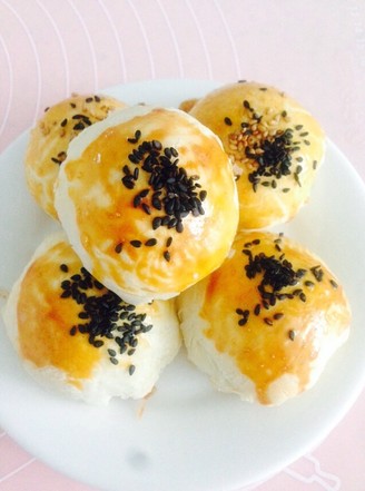 Su-style Mustard and Fresh Meat Mooncakes