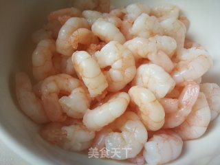 Stir-fried Shrimp with Wrinkled Pepper Fungus recipe