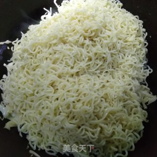 Fried Instant Noodles recipe