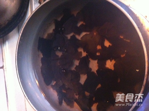 Jujube, Longan, Black Fungus Juice recipe