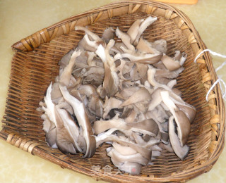 Sour and Spicy Pleurotus Ostreatus recipe