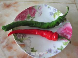 Thousands of Stir-fried Hang Peppers recipe