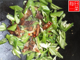 Fried Dried Field Fish with Chili recipe