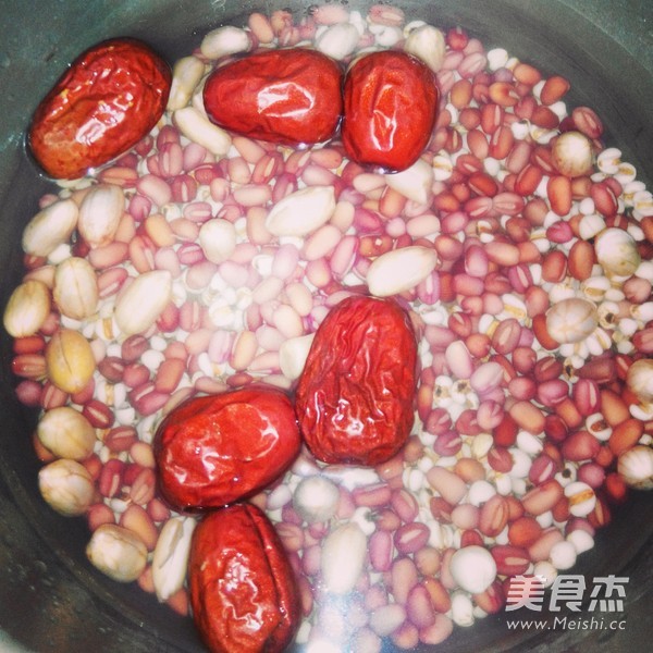 Red Bean, Barley and Peanut Congee recipe