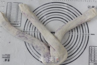Chinese Marble Purple Sweet Potato Toast recipe