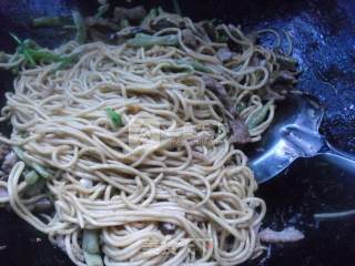 Braised Noodles with White Beans and Mushrooms recipe