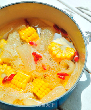 Bamboo Fungus and Corn Soup recipe