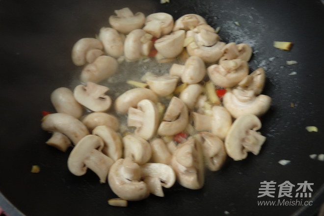 Octopus with Mushrooms recipe