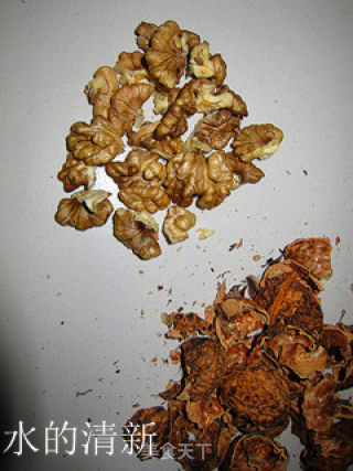 Nourishing Porridge with Nourishing Lungs and Beauty-walnut, Peanut, Red Date Porridge recipe
