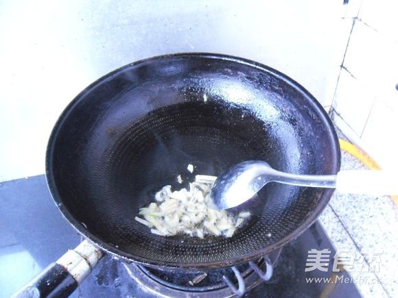 Spicy Stir-fried Tofu Shreds recipe