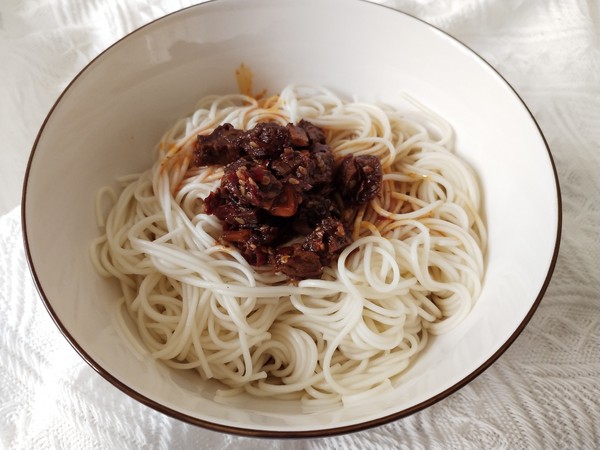 Corn Beef Sauce Noodles recipe