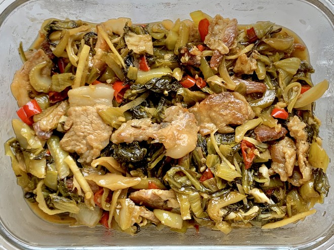 Stir-fried Pork Belly with Sauerkraut recipe