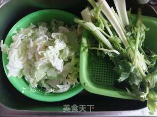 Cabbage Celery Pork Bun recipe