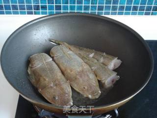 Braised Braided Fish in Brown Sauce recipe