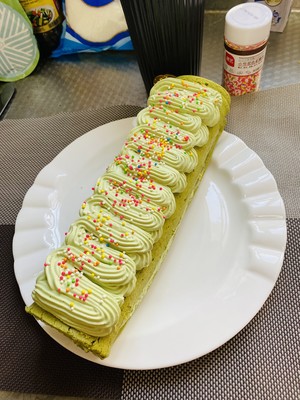 Christmas Season🎄 Come to A Small Fresh Matcha Series Swiss Rolls🍰 Hope that The Coming of Christmas and New Year's Day Will Bring Us Good Luck☀️ recipe