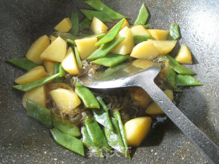 Carob and Potato Wide Noodles recipe