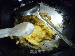 Scrambled Eggs with Dried Radish recipe
