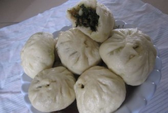 Braised Pork Broom and Vegetable Buns recipe