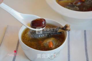 Black-bone Chicken, Mushroom and Red Date Soup recipe