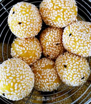 Pumpkin Sesame Balls recipe