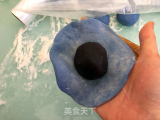 Ding Dong Cat Bean Paste Mochi Buns recipe