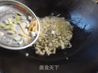 Chinese Cabbage Stewed Wide Noodles recipe